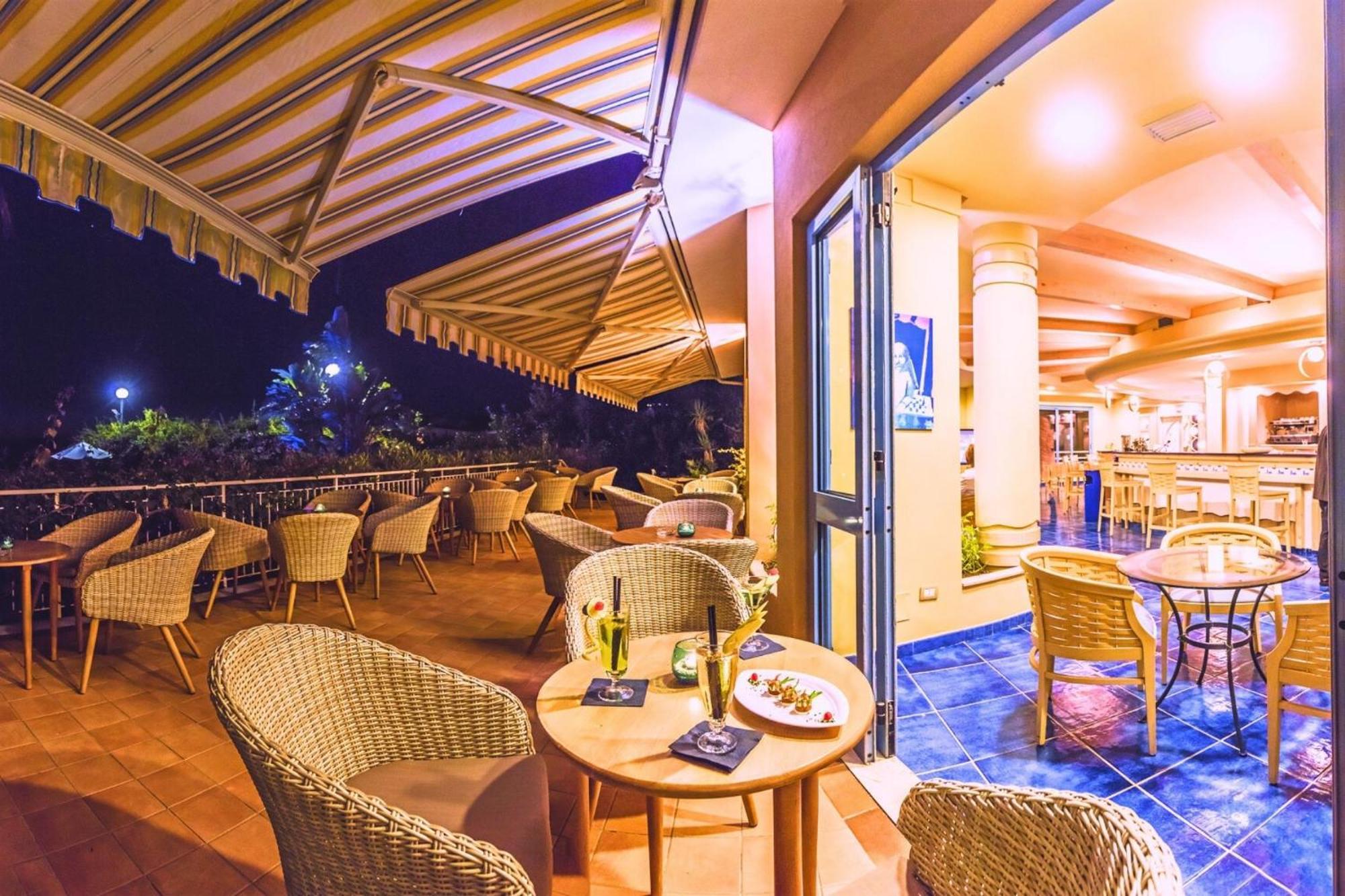 Hotel Ipomea Club Capo Vaticano Exterior foto